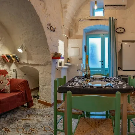“house On The Left” Holiday home *
