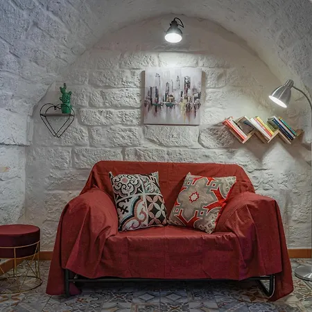 “house On The Left” * Ceglie Messapica