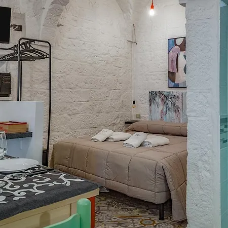 “house On The Left” * Ceglie Messapica